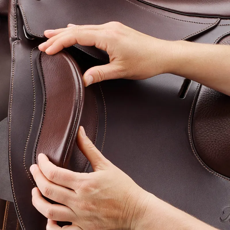 Bates Versa All Purpose Saddle Brown-1