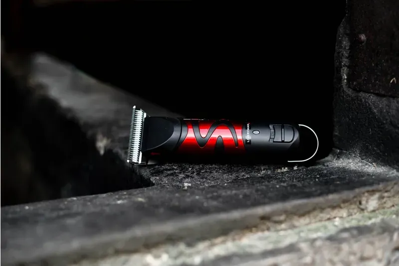 Liveryman Harmony Plus Battery/Cordless/Rechargeable Clipper With Wide Blades 2.4mm-1