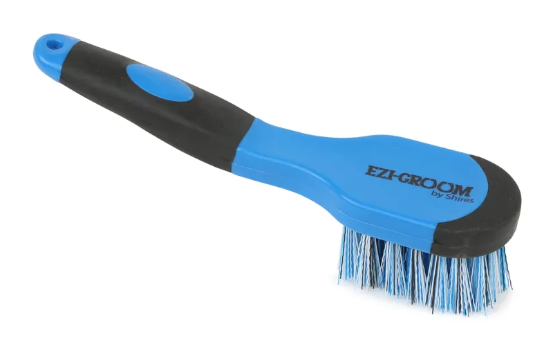 Shires Ezi-Groom Grip Bucket Brush Bright Blue