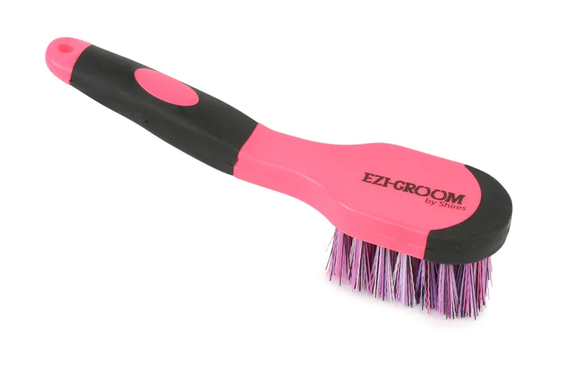 Easy groom brush top