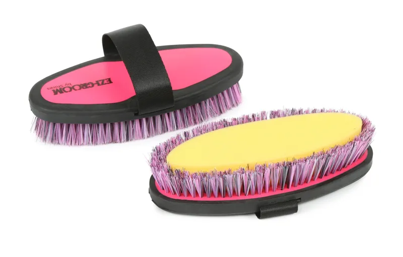 Shires Ezi-Groom Grip Grip Body Wash Brush Bright Pink