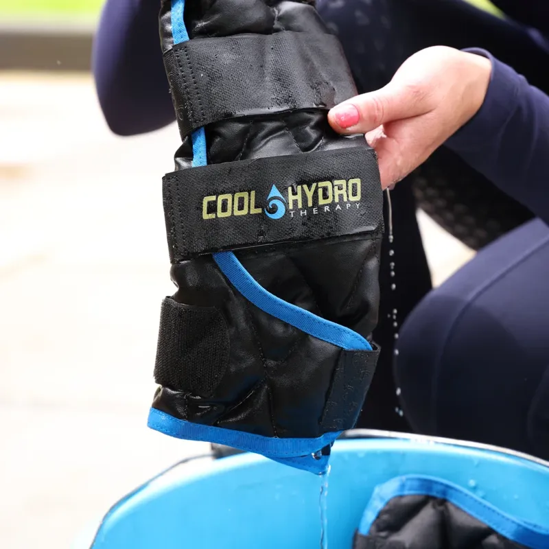 Shires ARMA Cool Hydro Therapy Boots Black-2