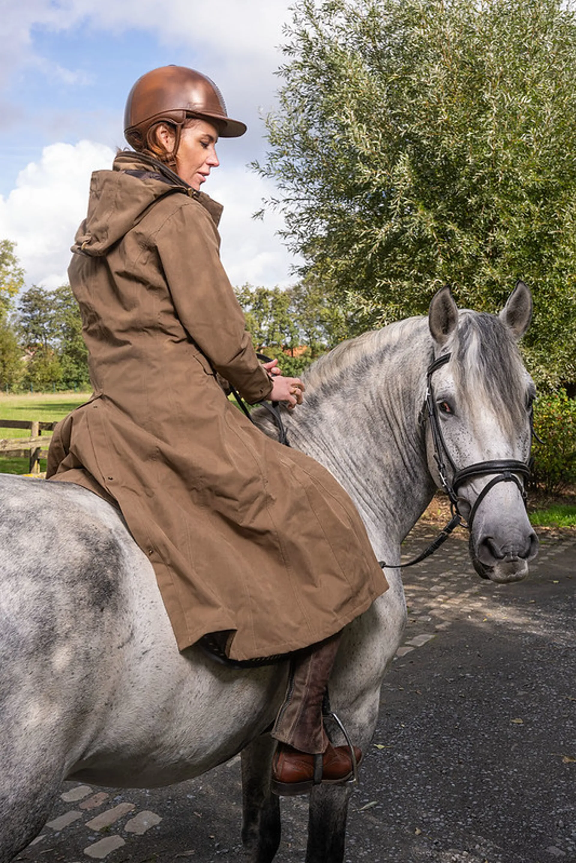 Long Waterproof Womens Waterproof Horse Riding Jacket Rain Jacket