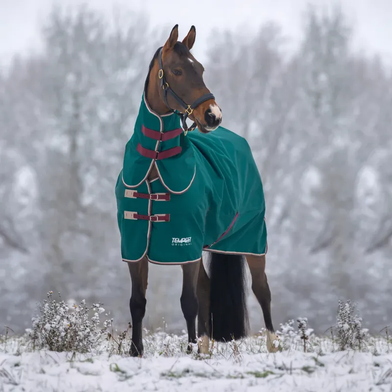 Shires Tempest Original 200g Medium Weight Turnout Rug And Neck Set-2
