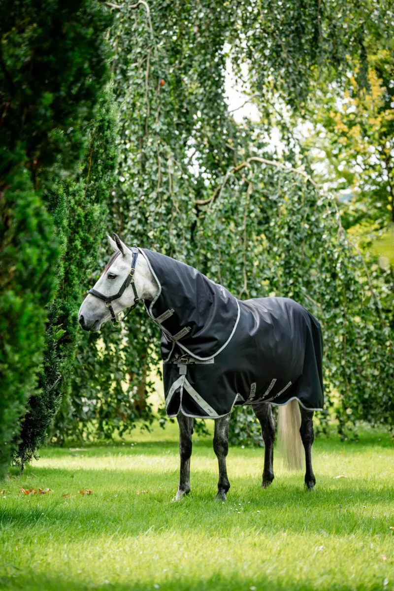 Horseware Amigo Bravo 1200D Plus 0g Light Weight Detachable Neck Turnout Rug Navy/Titanium/Grey/Silver