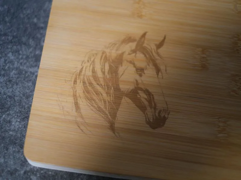 Equestrian  Engraved  Bambo Chopping  Horses Head-1