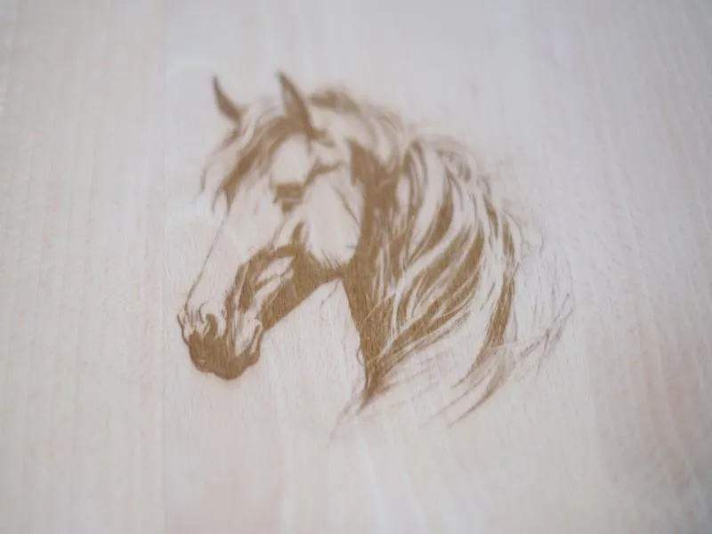 Engraved  Beech Pizza /Paddle Serving Board Horse Head-1