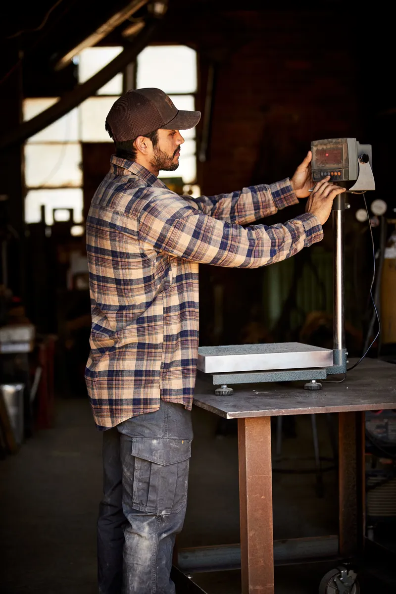 Ariat Mens Rebar Flannel Durastretch Long Sleeve Work Shirt Tiger Eye Plaid-1