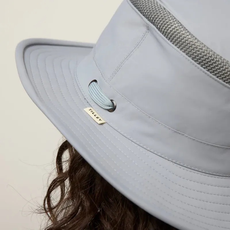 Tilley LTM5 Airflow Medium Brim Hat Soft Blue-3