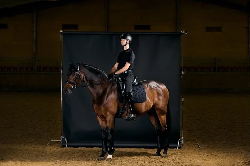 LeMieux ProForm Moulded Dressage Pad Black-3