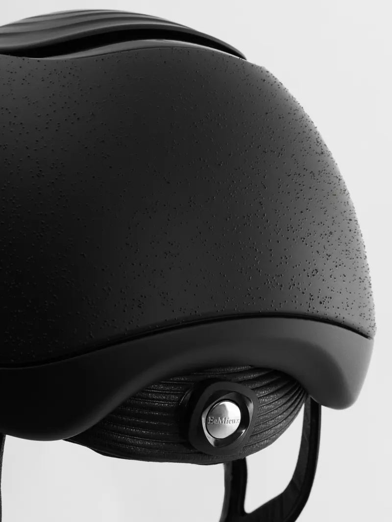 LeMieux Vexa Skyll Helmet Black-3