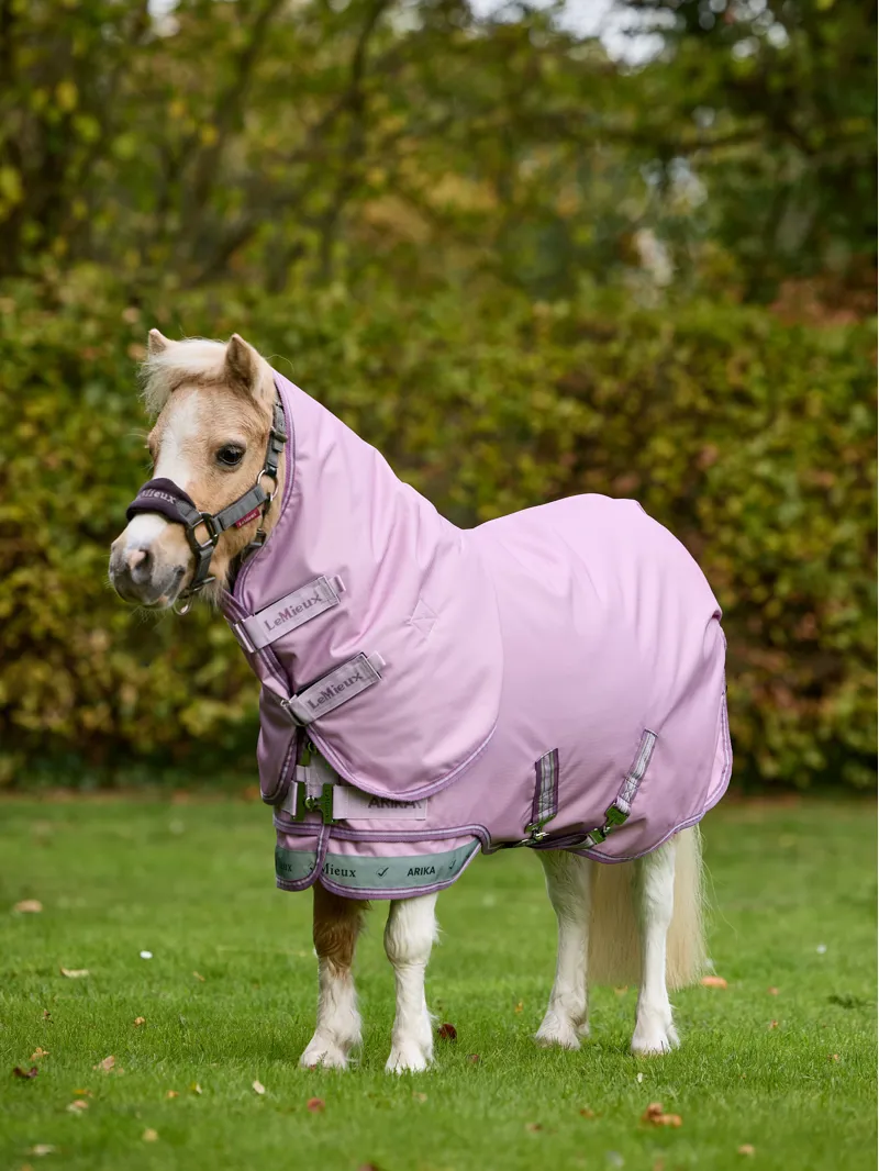 LeMieux Arika Ripstop 0g Lightweight Turnout Rug Fondant-11