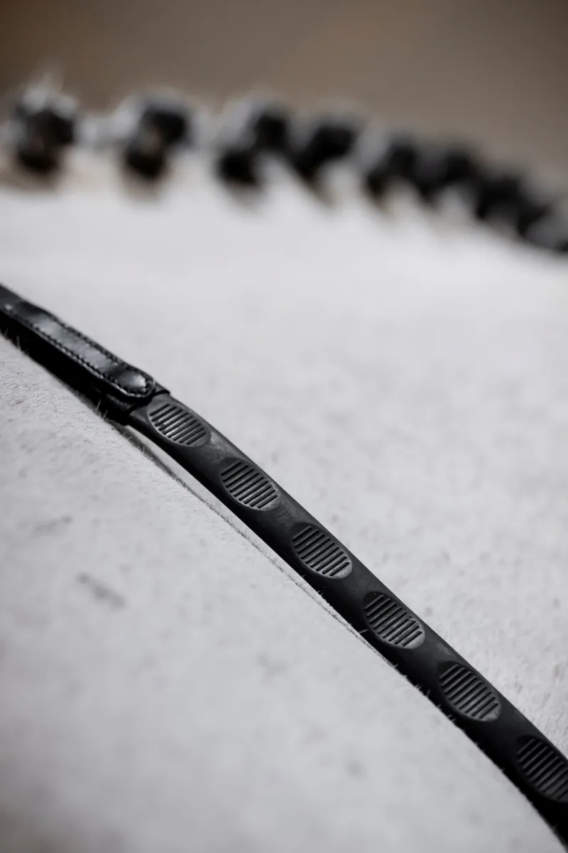 Horseware Thumb Grip Rubber Reins Black