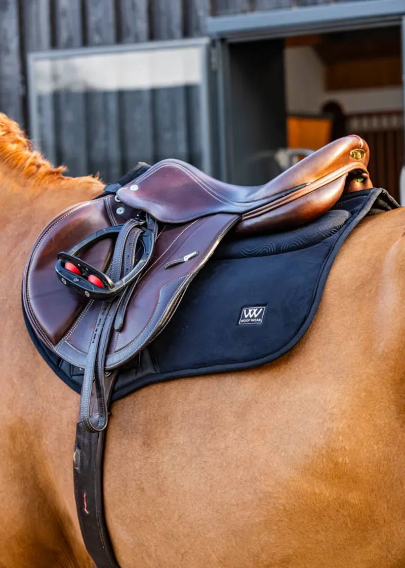 Woof Wear Elite Comfort Plus CC Saddle Pad Black-4