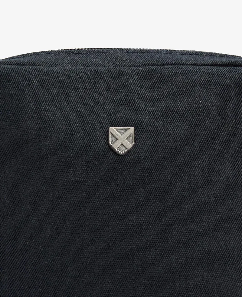 Barbour Cascade Cross Body Bag Navy-5