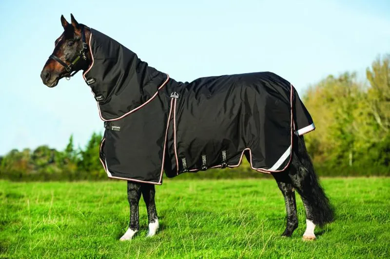 Rambo Optimo Turnout Rug and 400g Liner Black/Orange/Black