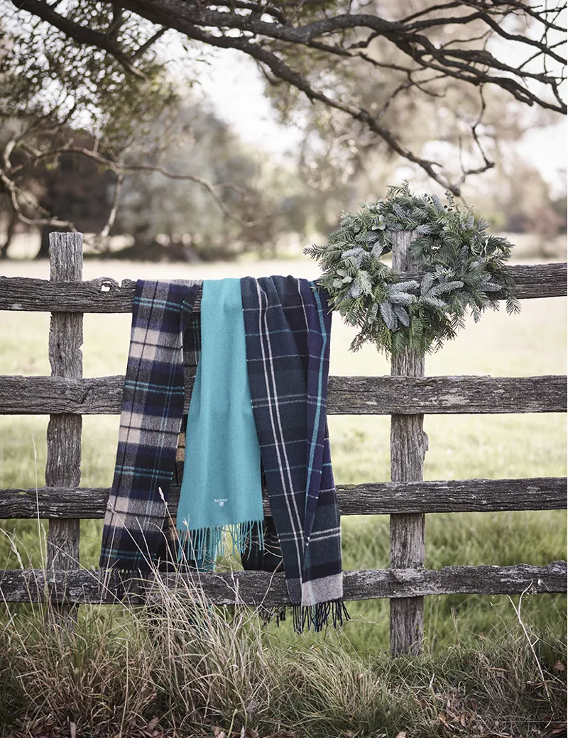 Barbour Yaxley Tartan Scarf Green Loch-2